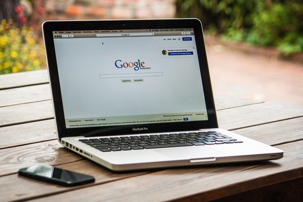 Jak rozliczać faktury z Google Ads