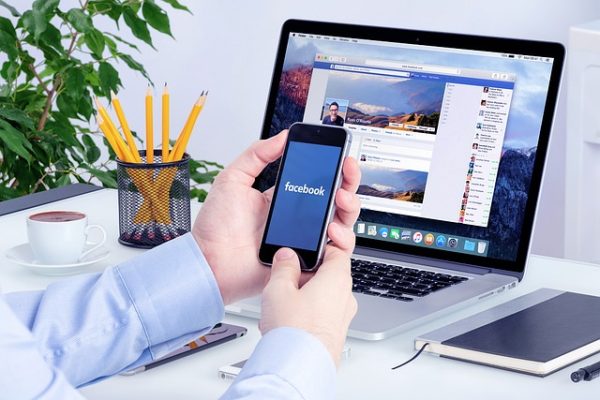 przekierowanie ruchu z facebooka na stronę